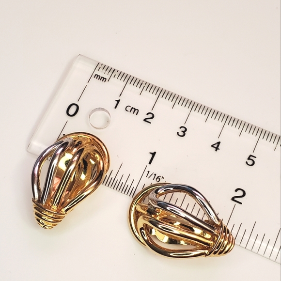 Vintage Lightbulb Shape Two-tone Clip On Earrings - Picture 7 of 7